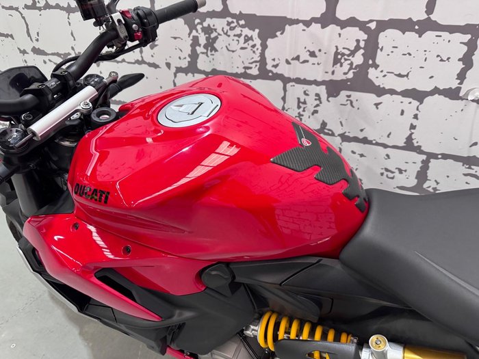 2023 Ducati Streetfighter V2 Streetfighter Red