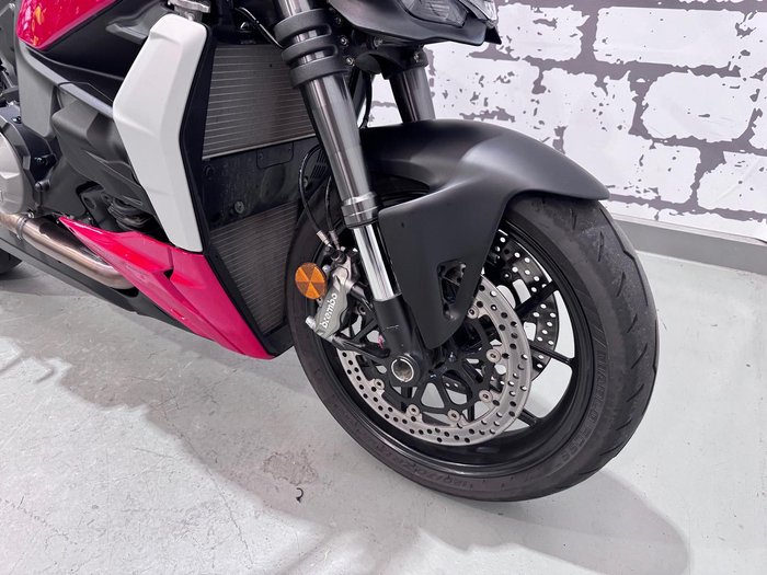 2023 Ducati Streetfighter V2 Streetfighter Red