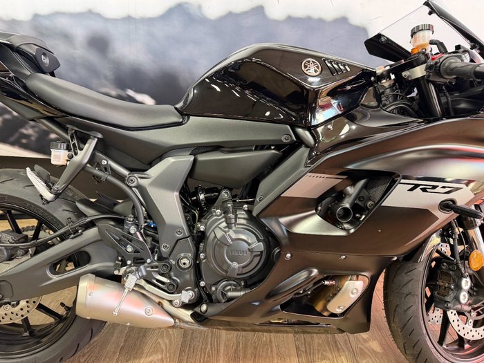 2025 Yamaha 2025 YAMAHA 655CC YZF-R7LAS Black