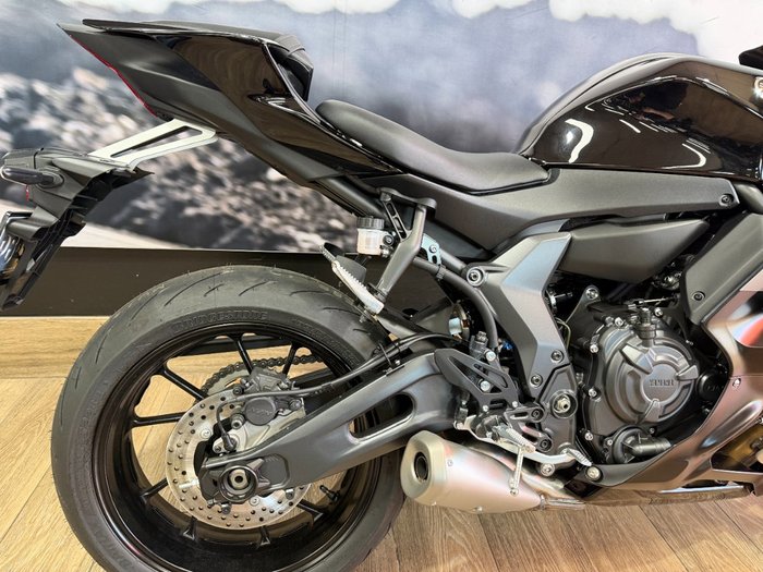 2025 Yamaha 2025 YAMAHA 655CC YZF-R7LAS Black