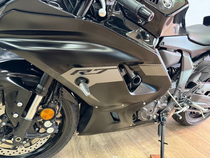 2025 Yamaha 2025 YAMAHA 655CC YZF-R7LAS Black