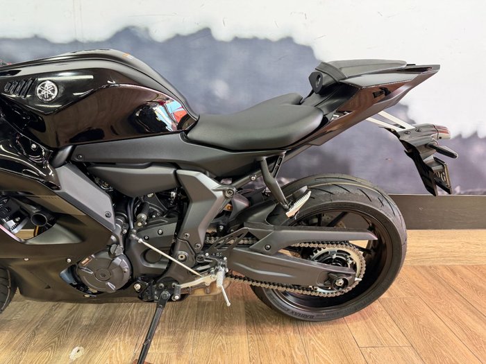 2025 Yamaha YZF-R7LA GREY