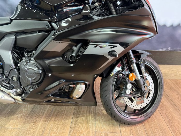 2025 Yamaha YZF-R7LA GREY