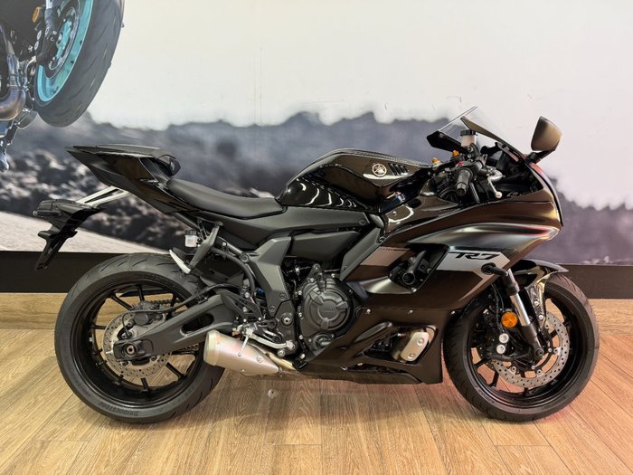 2025 Yamaha 2025 YAMAHA 655CC YZF-R7LAS GREY