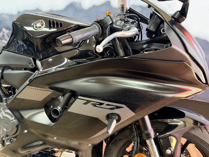 2025 Yamaha 2025 YAMAHA 655CC YZF-R7LAS GREY