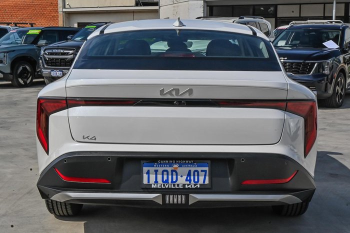 2025 Kia K4 S