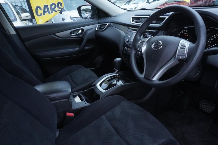 2016 Nissan X-TRAIL ST