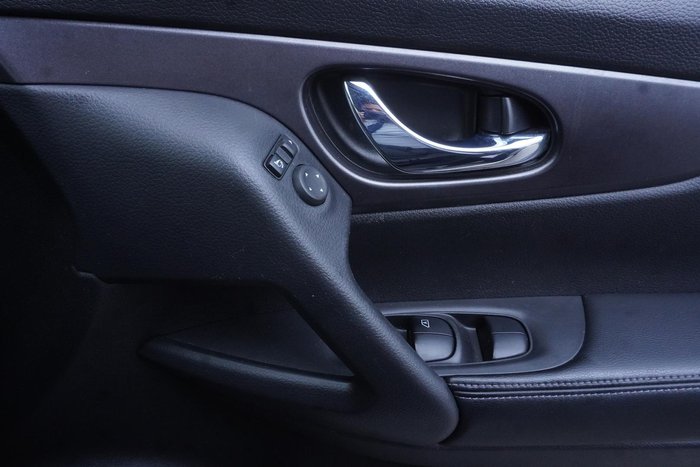 2016 Nissan X-TRAIL ST