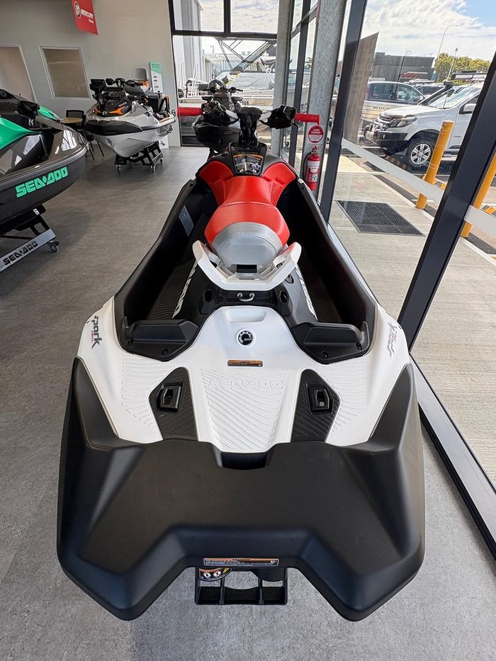 2025 SEA-DOO Spark Trixx 3up