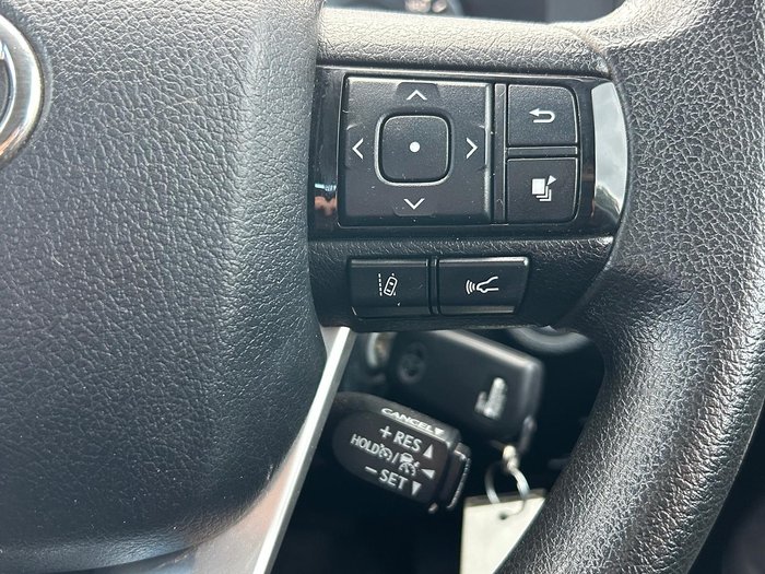 2021 Toyota Hilux SR