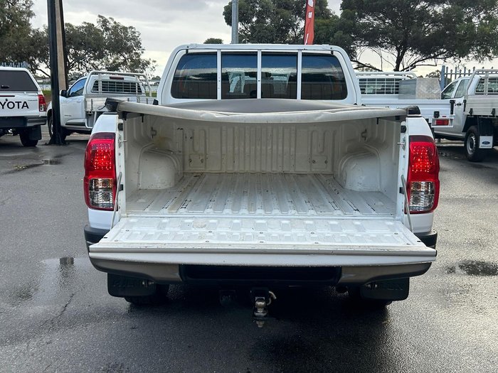 2021 Toyota Hilux SR
