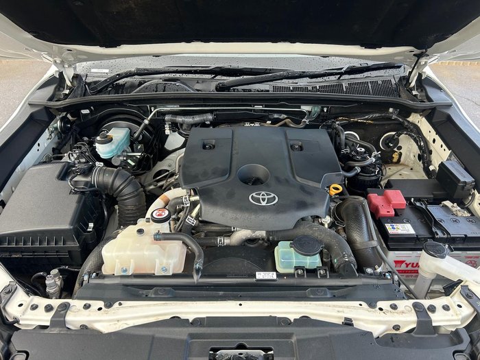 2021 Toyota Hilux SR