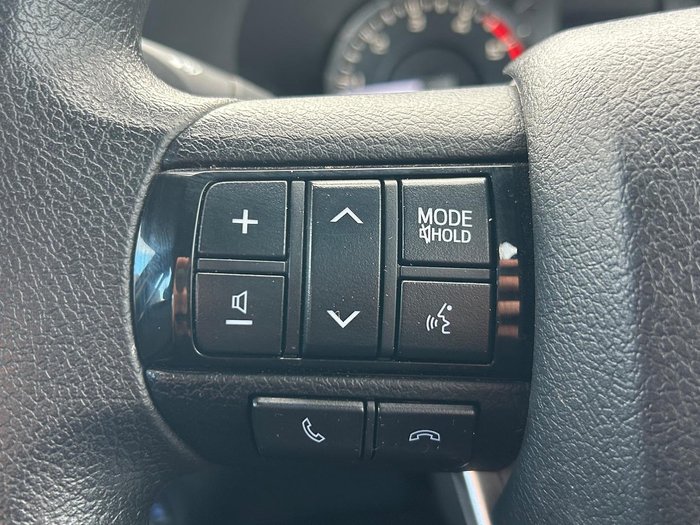 2021 Toyota Hilux SR