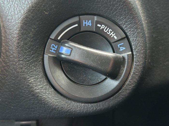 2021 Toyota Hilux SR