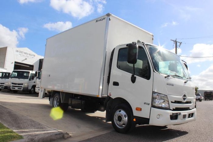 2022 Hino 300 Series 616 WHITE