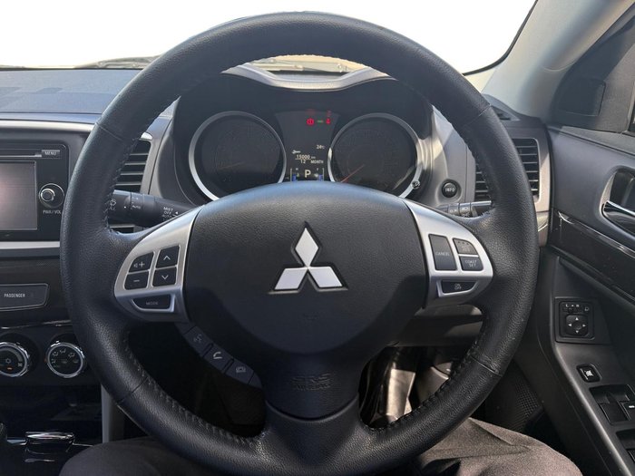 2017 Mitsubishi Lancer LS
