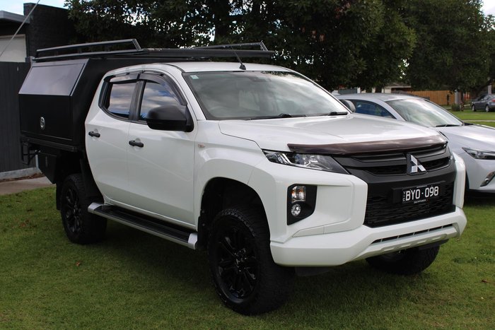 2022 Mitsubishi Triton GLX-R