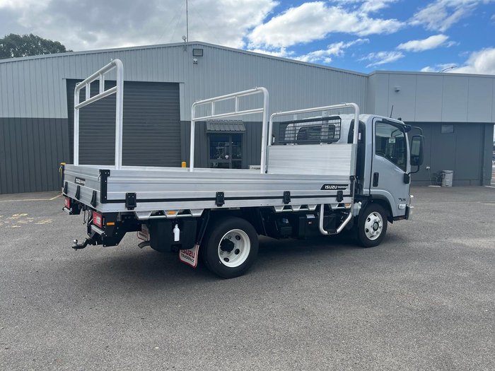 2026 Isuzu N Series NPR 45/65-175 MT D28 Tradepack