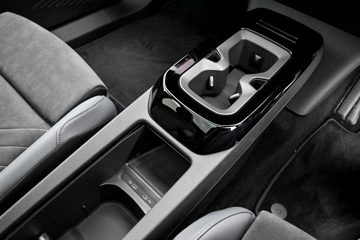2025 Volkswagen ID.4 Pro