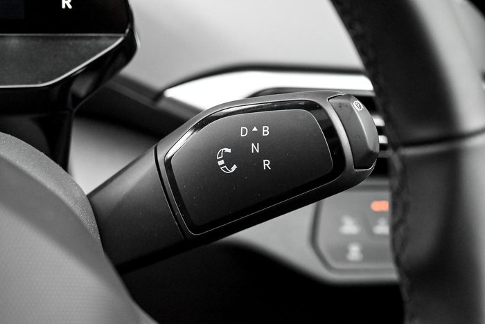 2025 Volkswagen ID.4 Pro