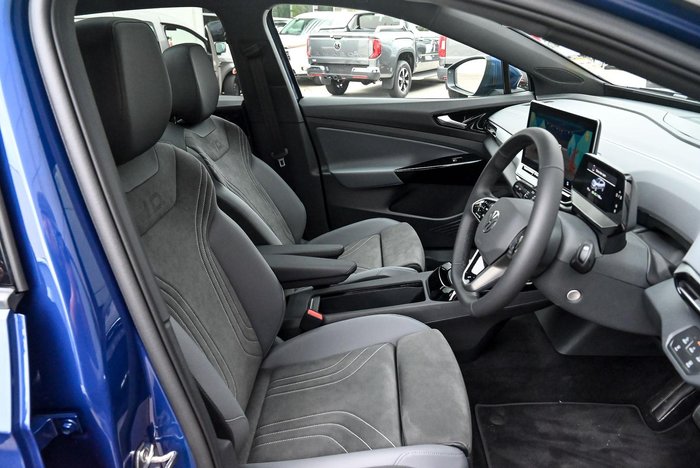 2025 Volkswagen ID.4 Pro