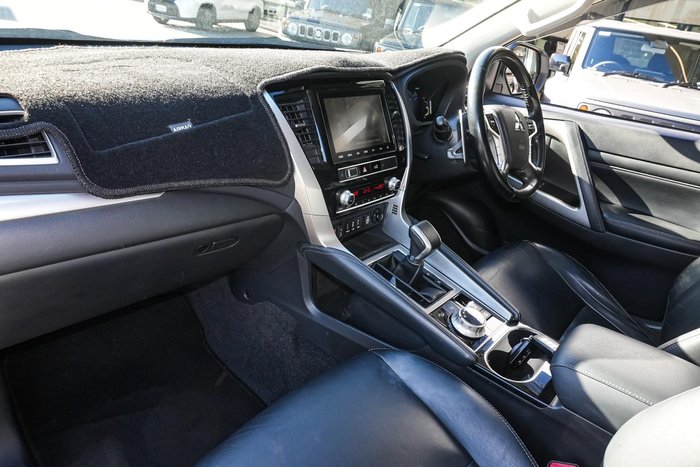 2020 Mitsubishi Pajero Sport Exceed