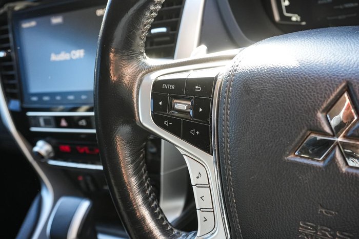 2020 Mitsubishi Pajero Sport Exceed