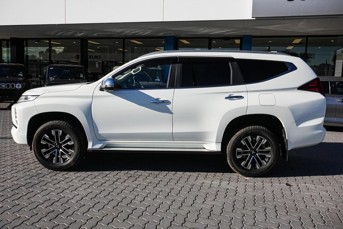 2020 Mitsubishi Pajero Sport Exceed