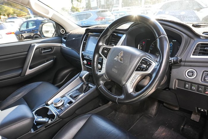 2020 Mitsubishi Pajero Sport Exceed