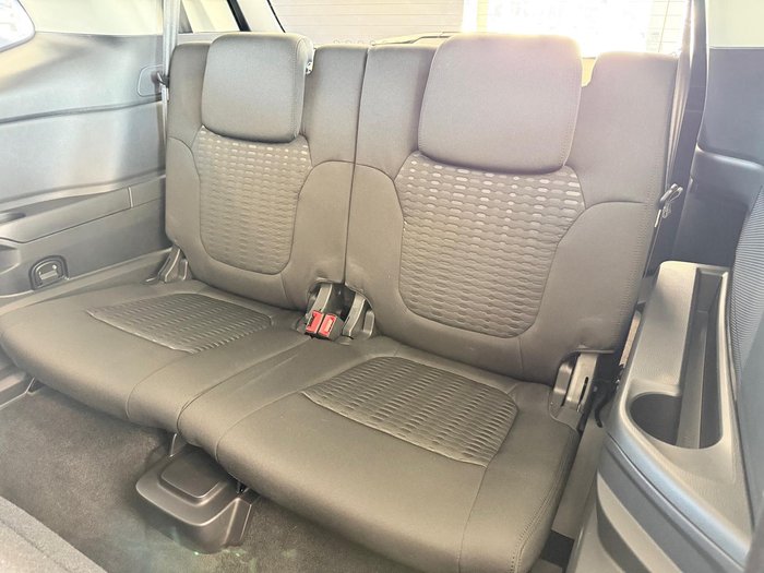 2025 Ford Everest Ambiente