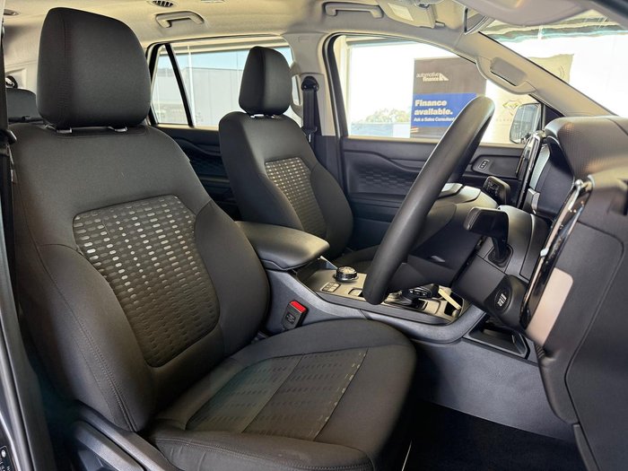 2025 Ford Everest Ambiente