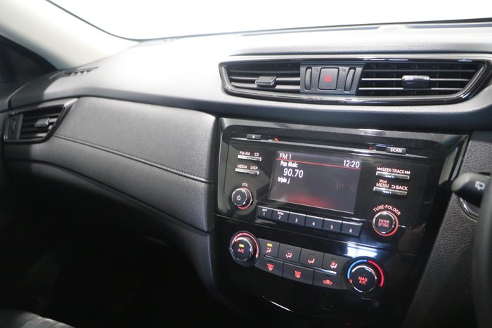 2019 Nissan X-TRAIL ST