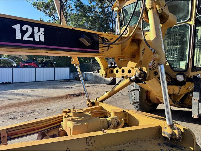 1997 Caterpillar 12H