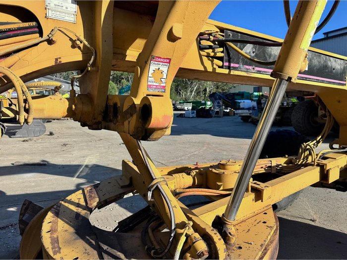 1997 Caterpillar 12H