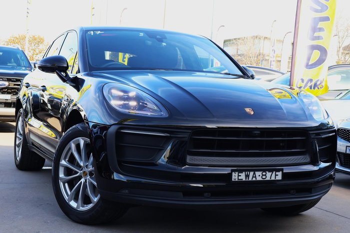2022 Porsche Macan