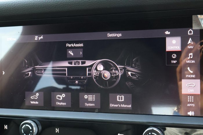 2022 Porsche Macan