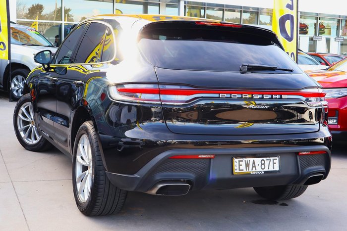 2022 Porsche Macan