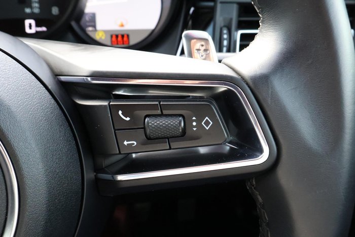 2022 Porsche Macan