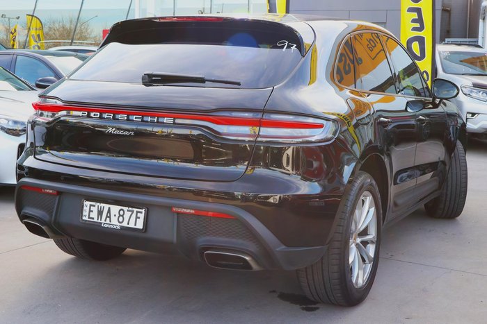 2022 Porsche Macan