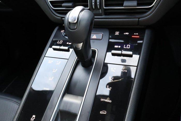 2022 Porsche Macan