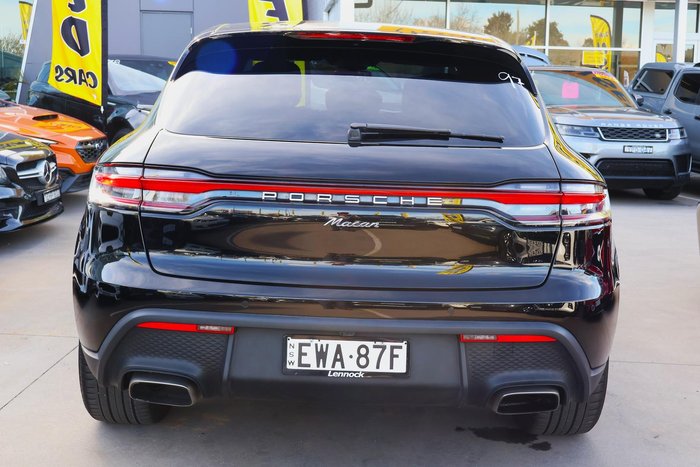 2022 Porsche Macan