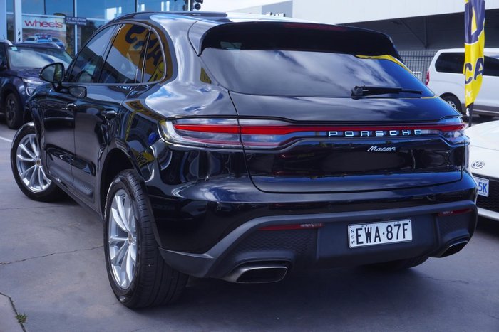 2022 Porsche Macan