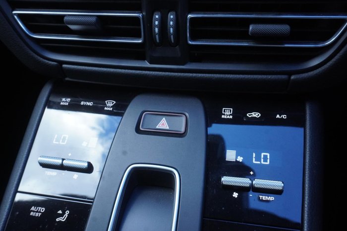 2022 Porsche Macan