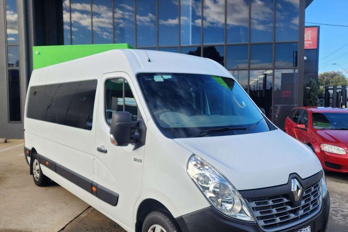2018 Renault Master X62 Glacier White