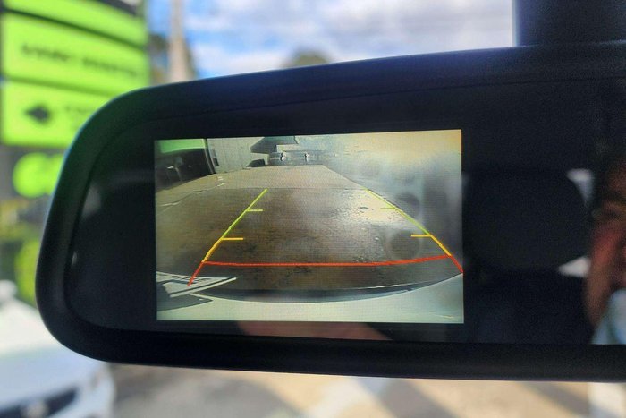 2018 Renault Master X62 Glacier White