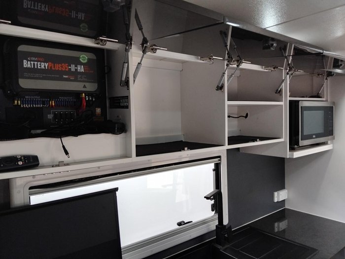 2021 New Age Caravans Manta Ray Mr19ers2 Couples Caravan