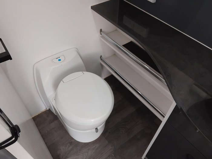 2021 New Age Caravans Manta Ray Mr19ers2 Couples Caravan