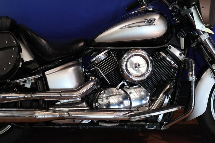 2006 Yamaha XVS1100 V-STAR CUSTOM Silver