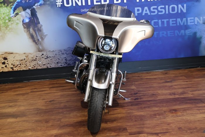 2006 Yamaha XVS1100 V-STAR CUSTOM Silver