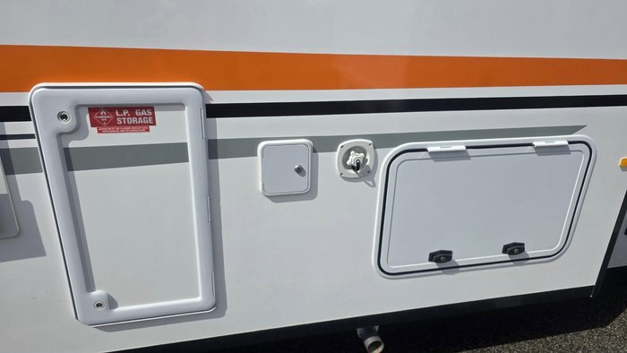 2025 Windsor Daintree